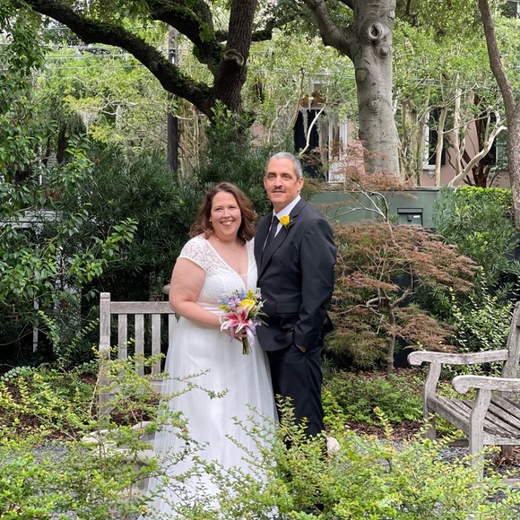 Meet your Posher, Jennifer - Picture 3 of 3